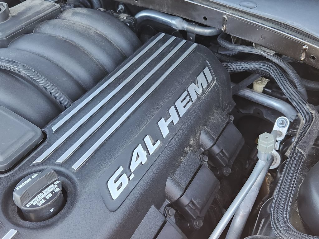 Used 2023 Chrysler 300 C RWD image 19