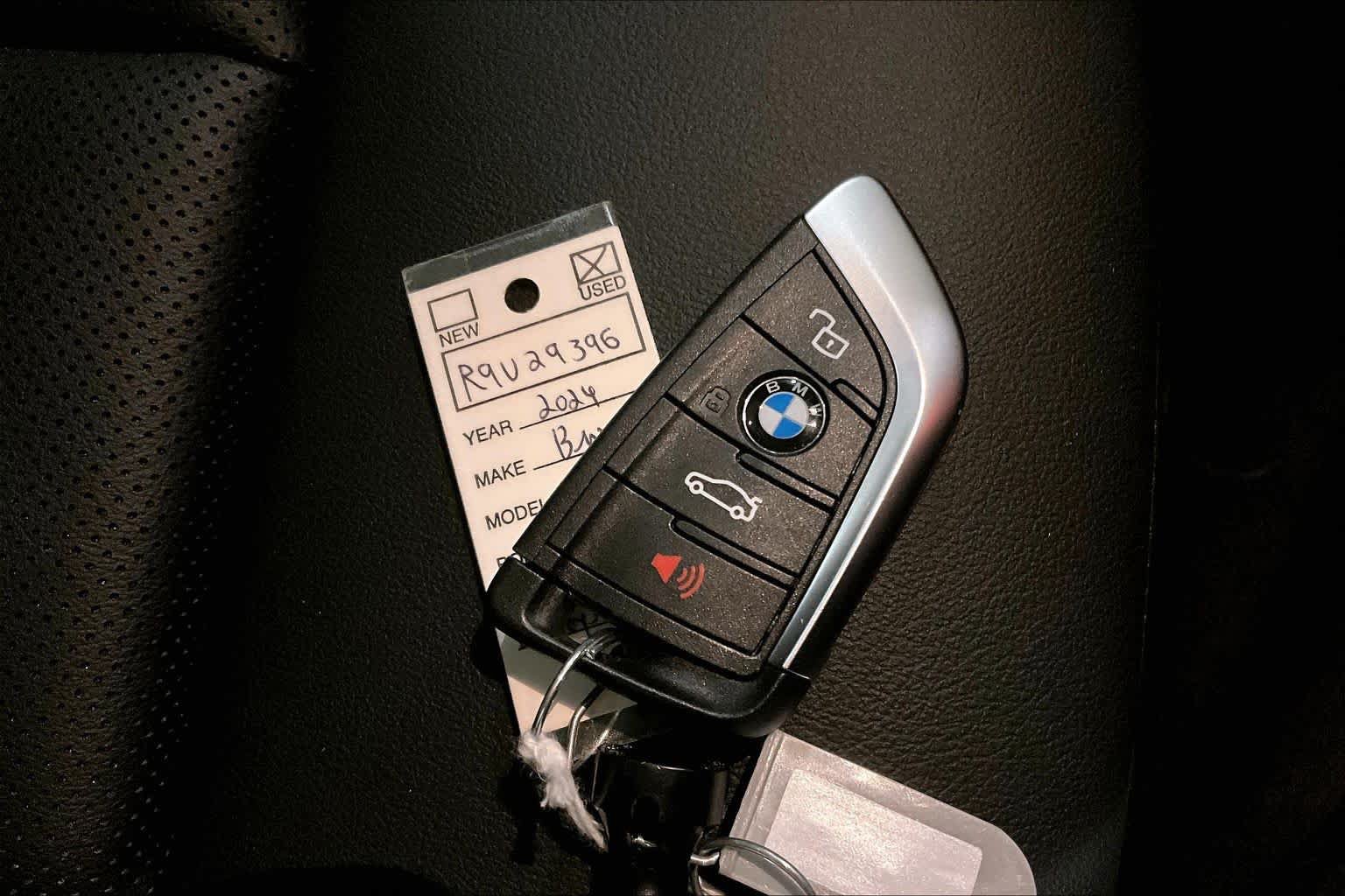 Used 2024 BMW X3 xDrive30i w/ Convenience Package AWD/4WD image 14