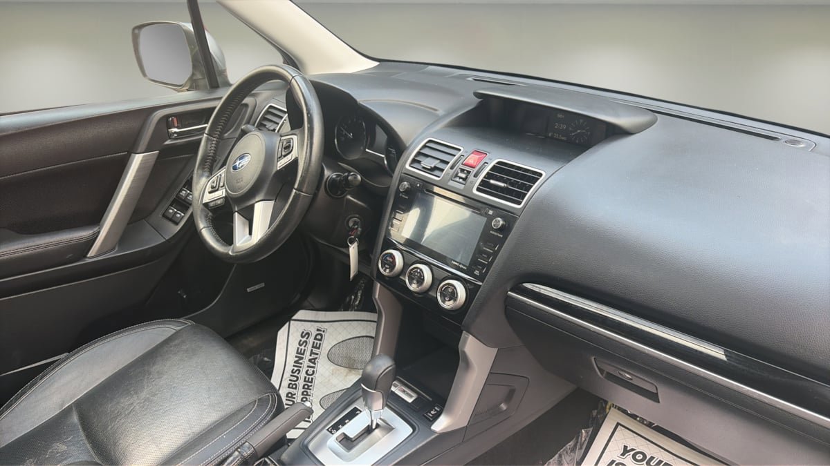 Used 2017 Subaru Forester 2.5i Limited AWD/4WD image 10