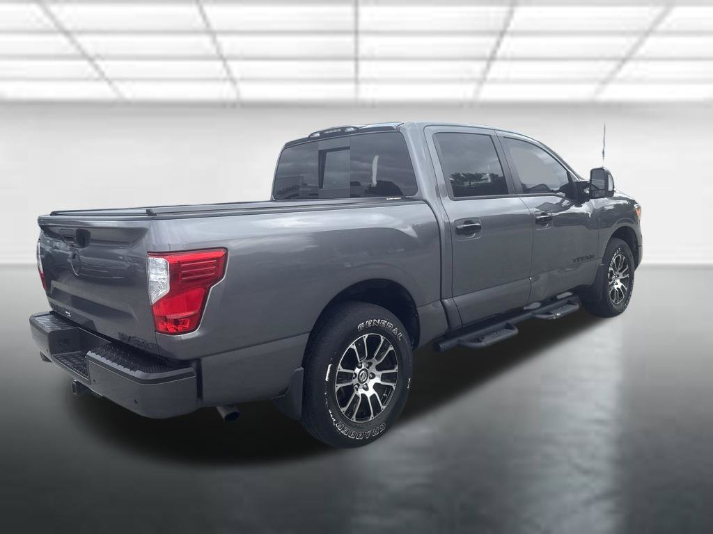 Used 2021 Nissan Titan SV w/ SV Convenience Package AWD/4WD image 4