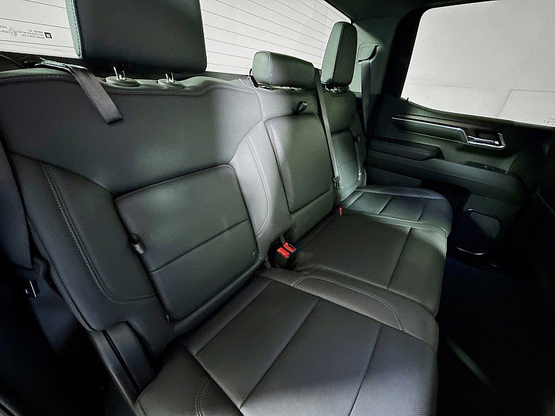 Used 2024 GMC Sierra 1500 SLT image 26