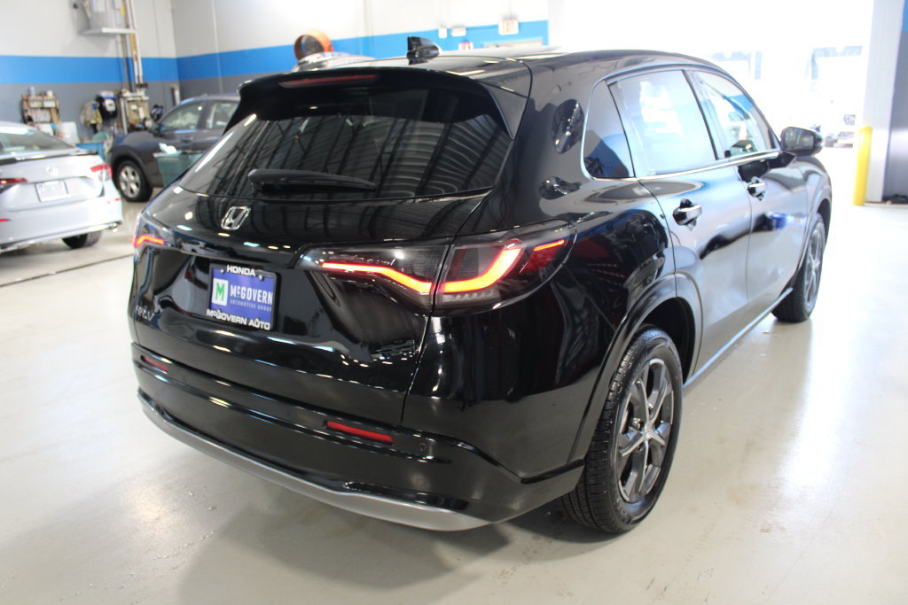 Used 2023 Honda HR-V EX-L image 28