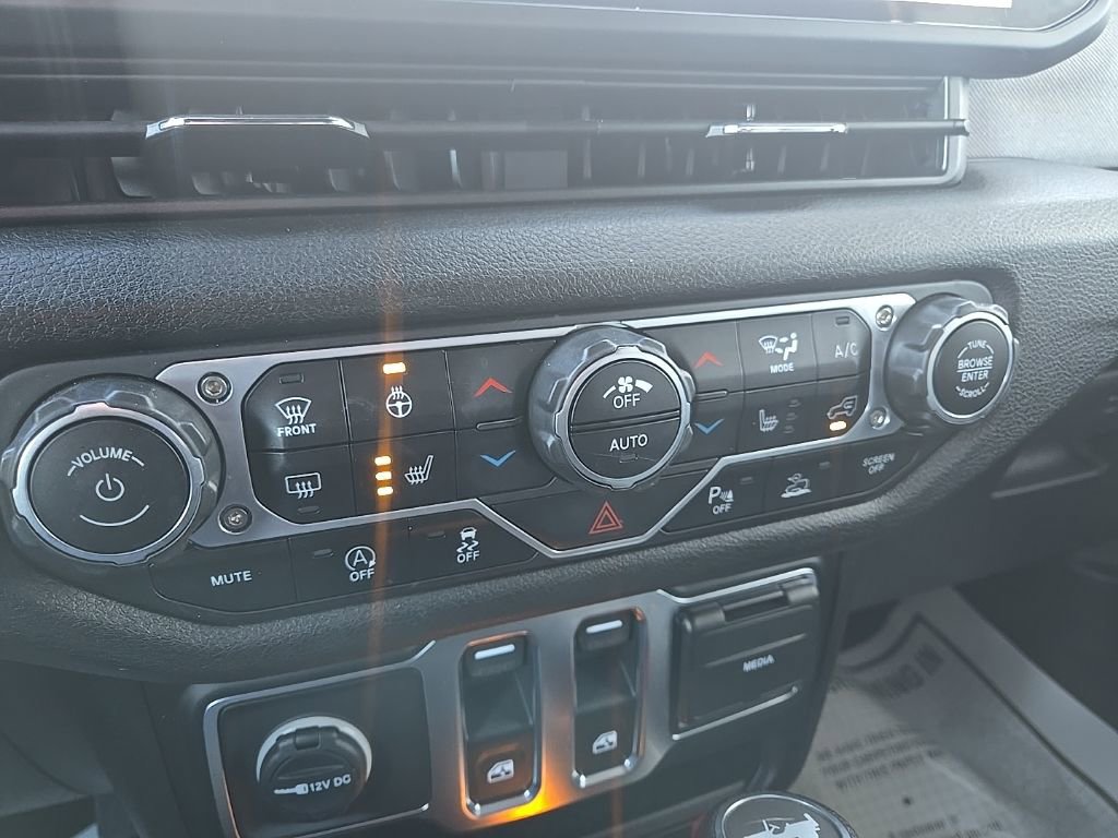 Used 2024 Jeep Wrangler Sport S image 55