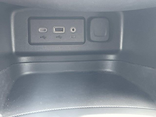 Used 2023 Chevrolet Equinox LT FWD image 19