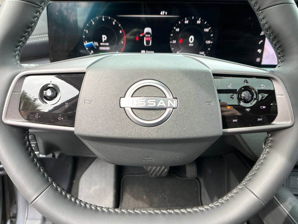 Used 2025 Nissan Murano SL image 14