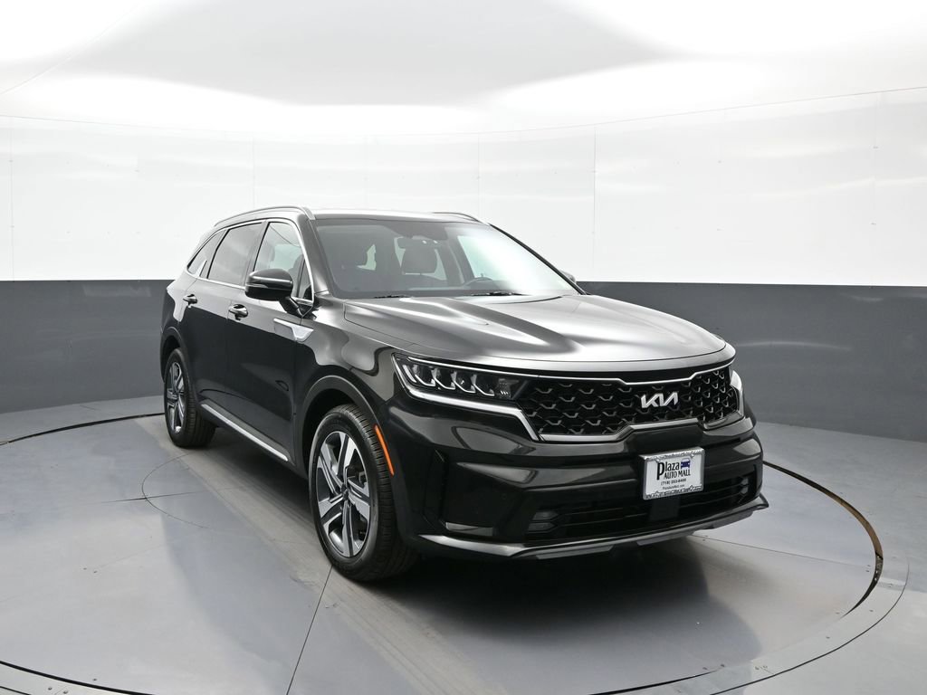 Certified 2023 Kia Sorento EX image 3