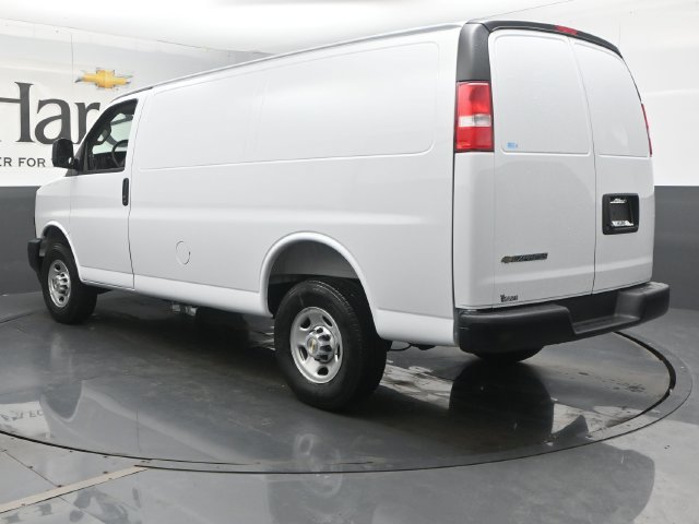 New 2027 Chevrolet Express 2500 w/ Driver Convenience Package RWD image 15