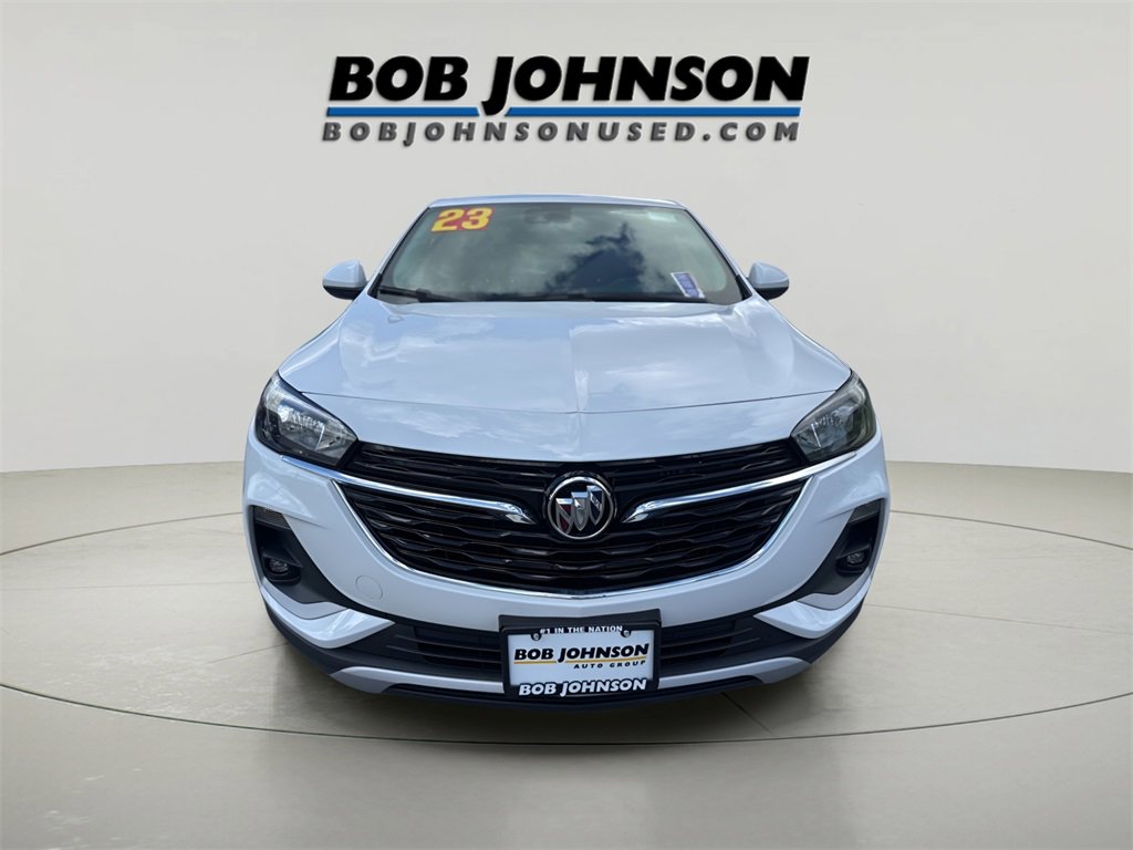 Used 2023 Buick Encore GX Preferred w/ Cold Weather Comfort Package image 2