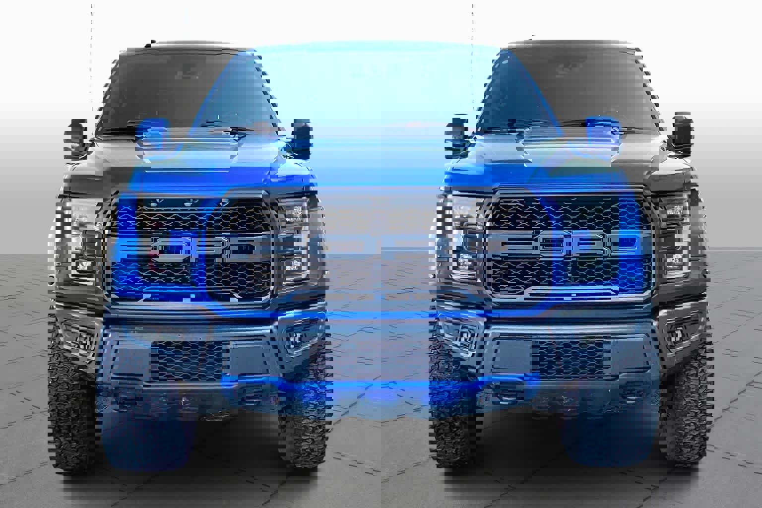 Used 2017 Ford F150 Raptor w/ Equipment Group 802A Luxury image 4