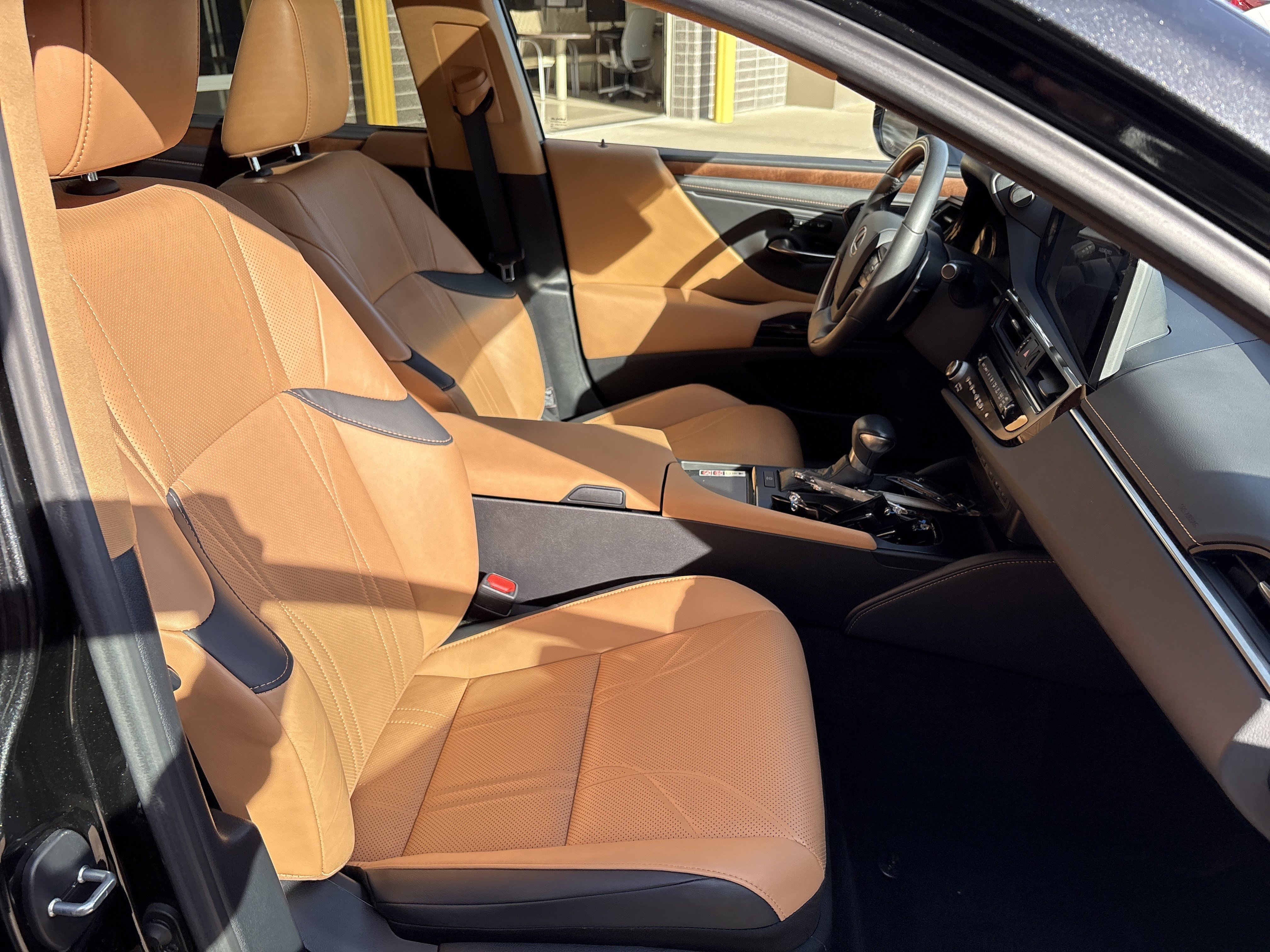 Used 2023 Lexus ES 350 Ultra Luxury image 33