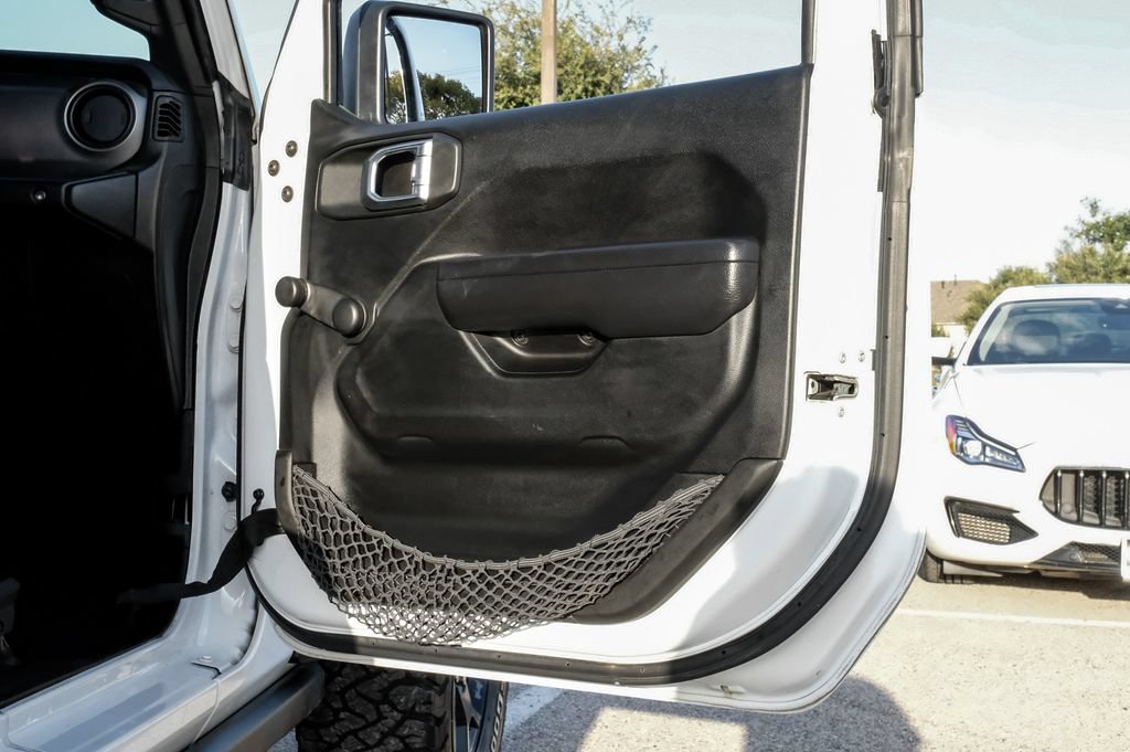 Used 2022 Jeep Wrangler Sport AWD/4WD image 22