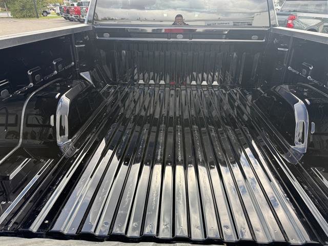 Used 2024 Chevrolet Silverado 1500 LTZ image 35