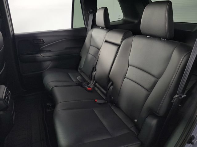 Used 2025 Honda Passport EX-L image 17