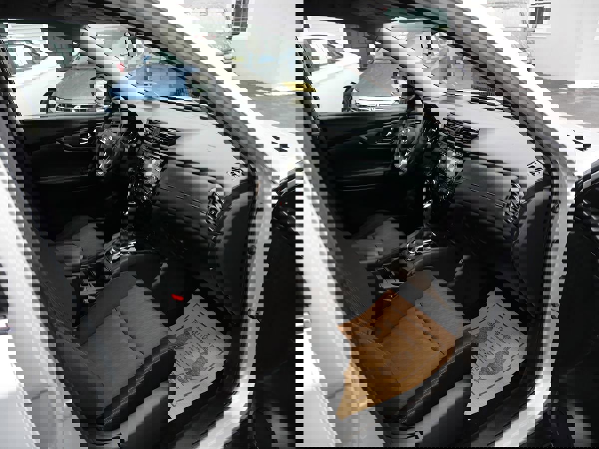 Used 2017 Nissan Rogue S image 13