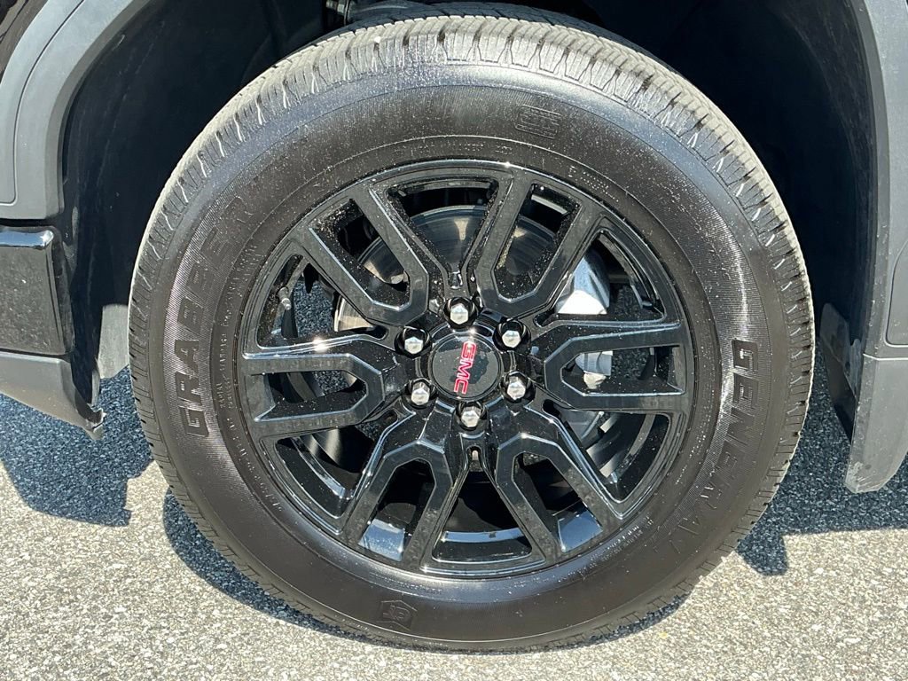 Used 2025 GMC Sierra 1500 Elevation image 23