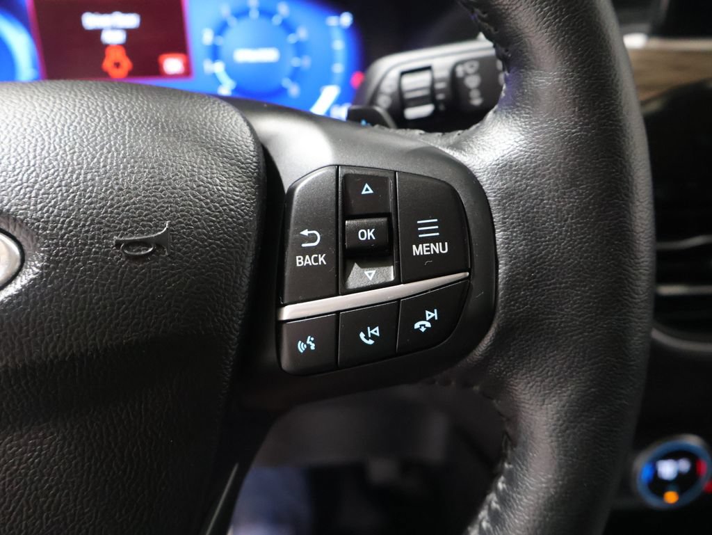 Used 2020 Ford Escape Titanium AWD/4WD image 39