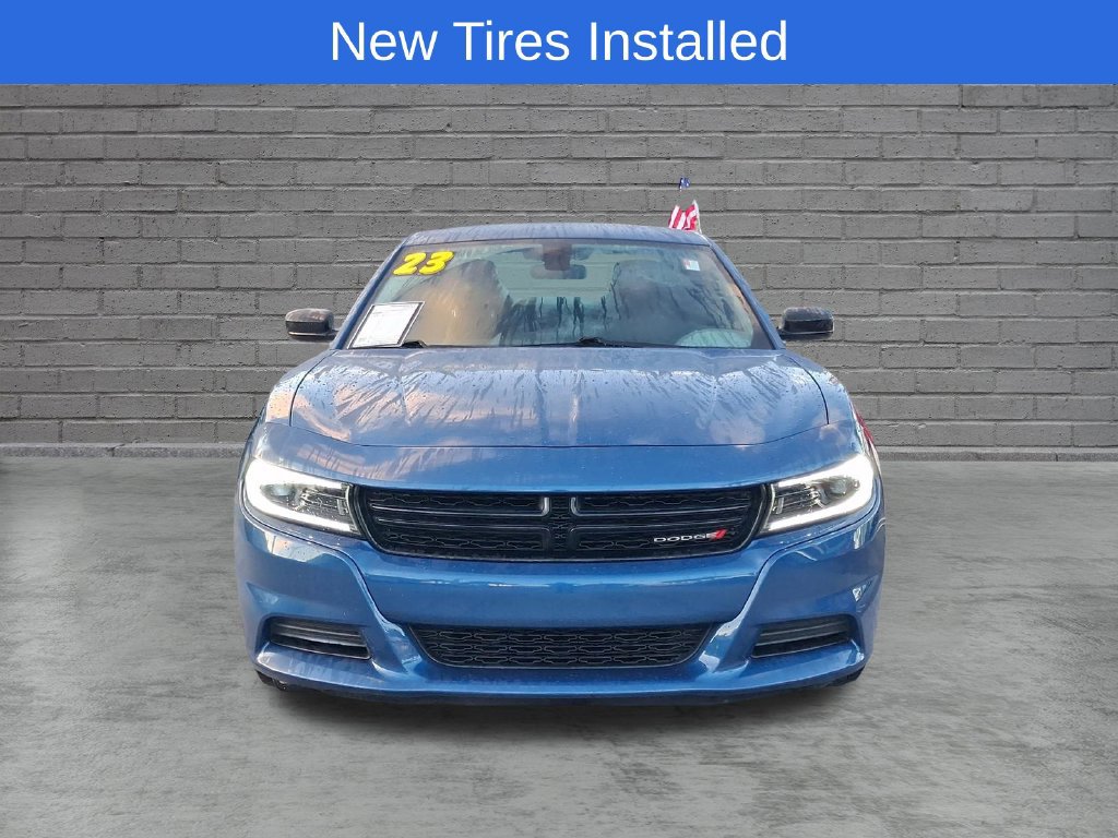Used 2023 Dodge Charger SXT RWD image 2