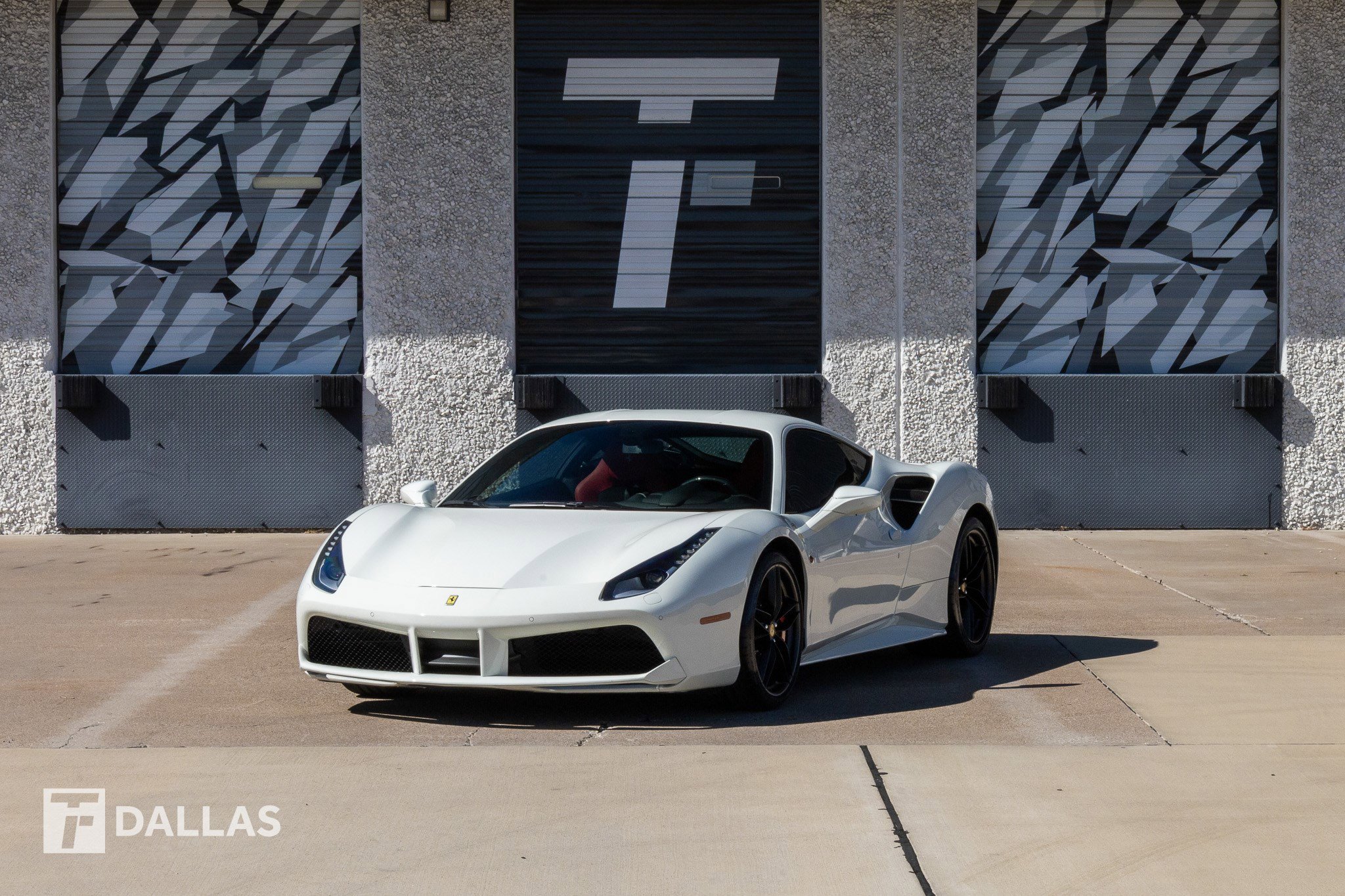 Used 2019 Ferrari 488 GTB image 5