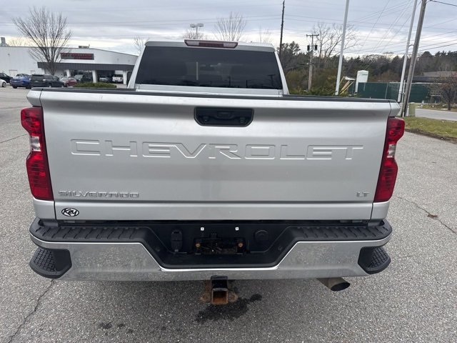 Used 2022 Chevrolet Silverado 2500 LT w/ Convenience Package image 5