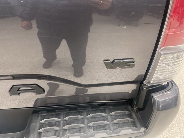 Used 2023 Toyota Tacoma TRD Sport image 7