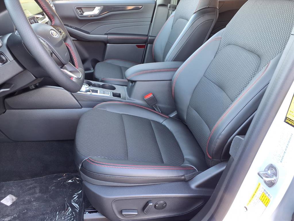 New 2026 Ford Escape ST-Line w/ Tech Pack #1 image 6