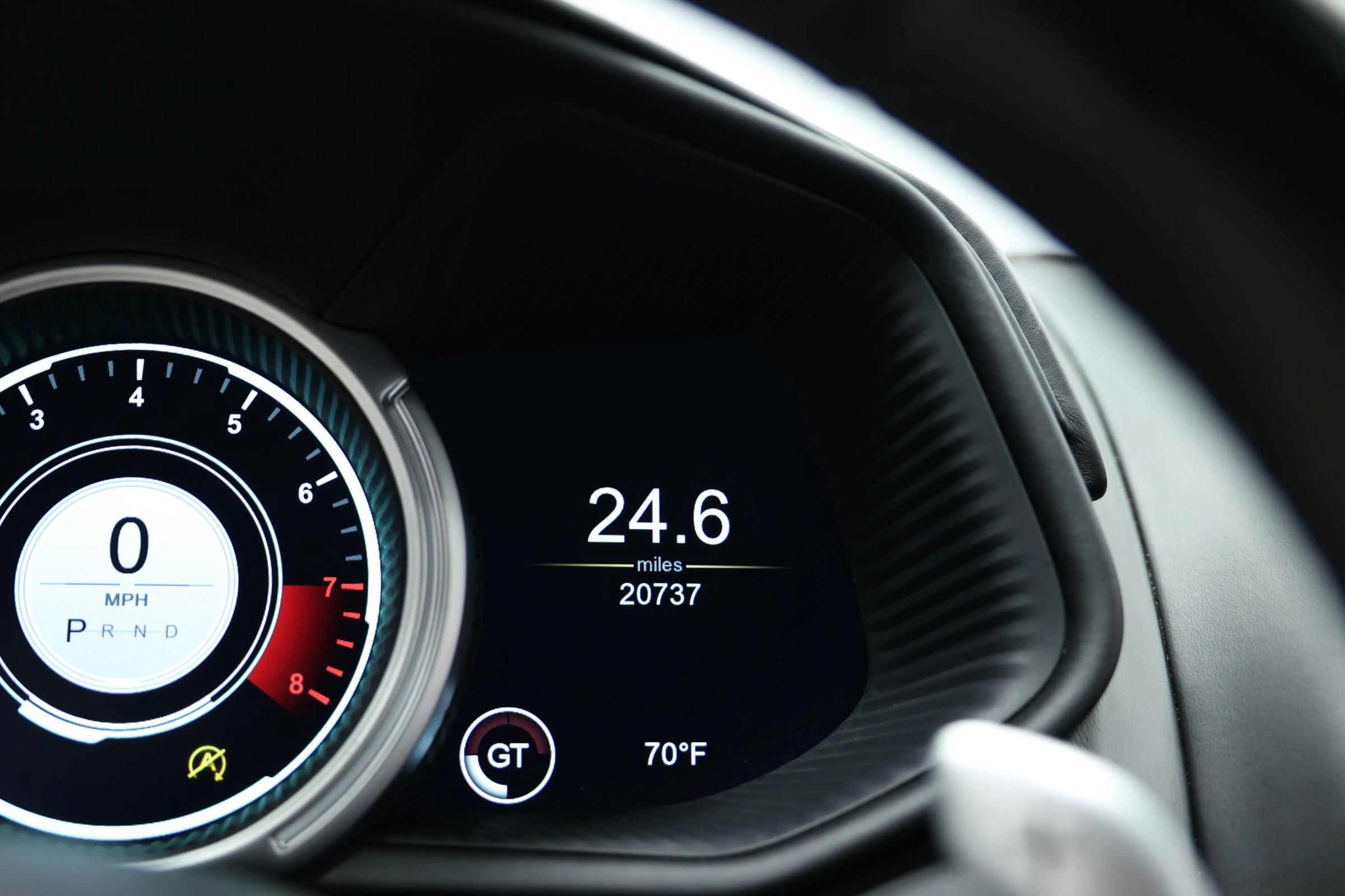 Used 2018 Aston Martin DB11 Coupe image 27