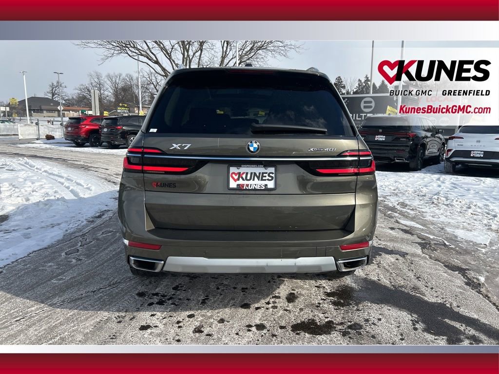 Used 2025 BMW X7 xDrive40i image 6