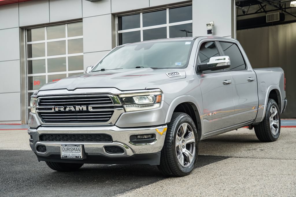 Used 2022 RAM 1500 Laramie AWD/4WD image 3