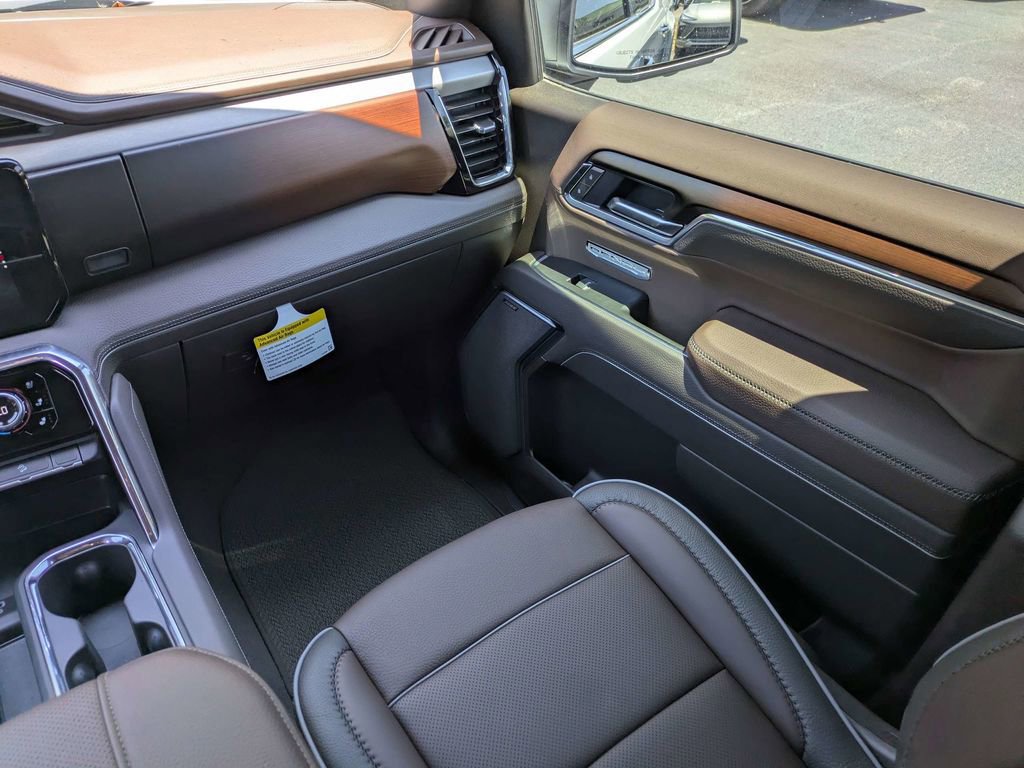 New 2026 GMC Sierra 1500 Denali w/ Technology Package AWD/4WD image 16