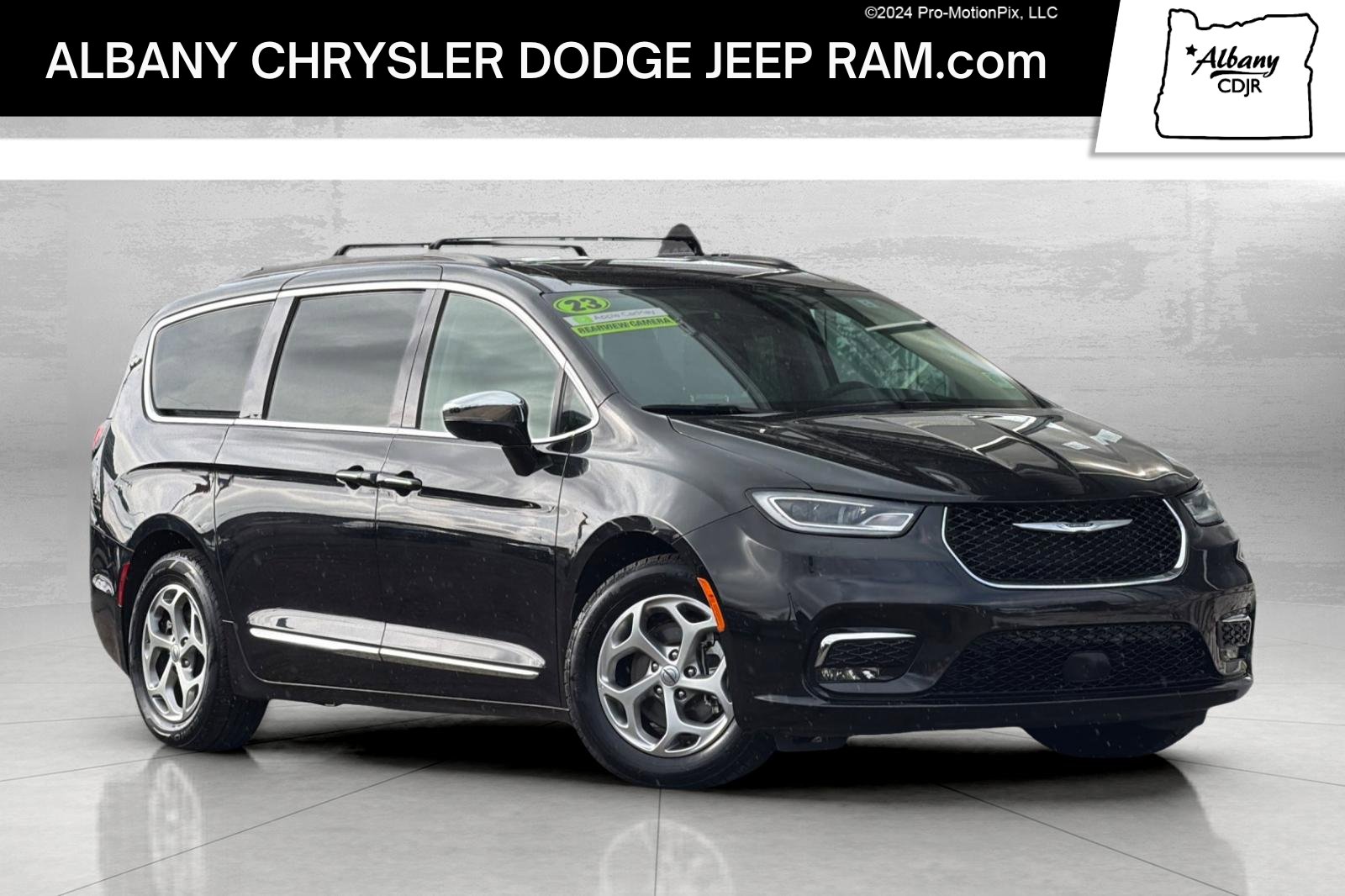 Used 2023 Chrysler Pacifica Limited