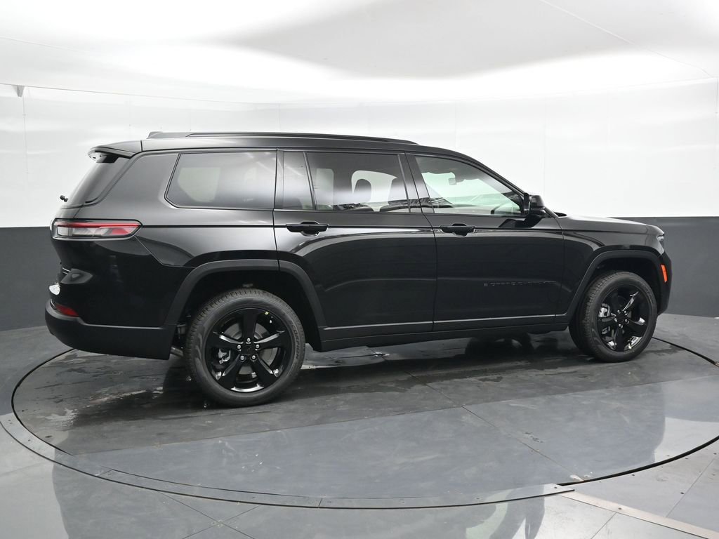 New 2025 Jeep Grand Cherokee L Limited image 2