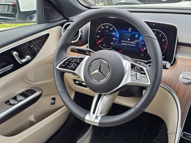 New 2025 Mercedes-Benz C 300 4MATIC Sedan image 29