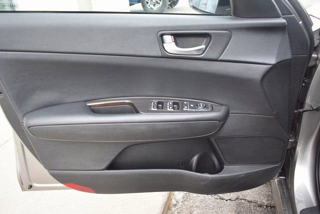 Used 2019 Kia Optima EX image 14