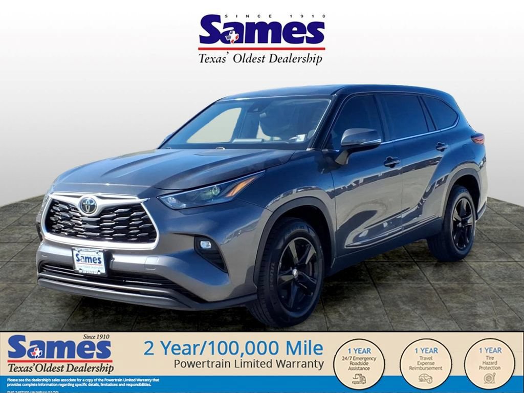 Used 2023 Toyota Highlander LE FWD image 7