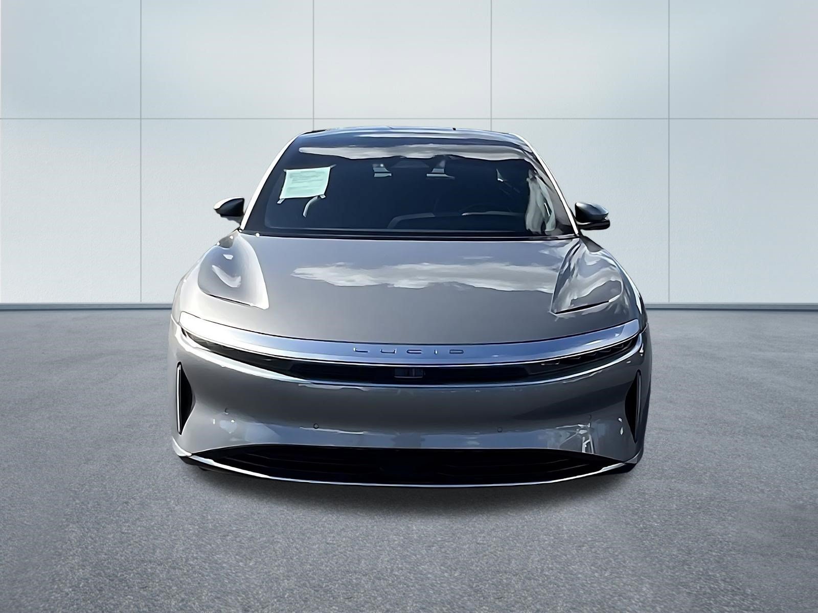 Used 2023 Lucid Air Touring AWD/4WD image 2