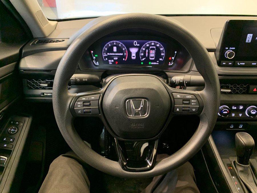 Used 2025 Honda Accord SE image 21
