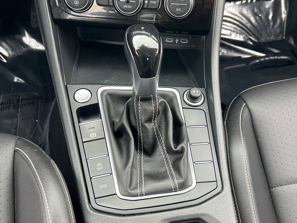 Certified 2024 Volkswagen Jetta SE image 25