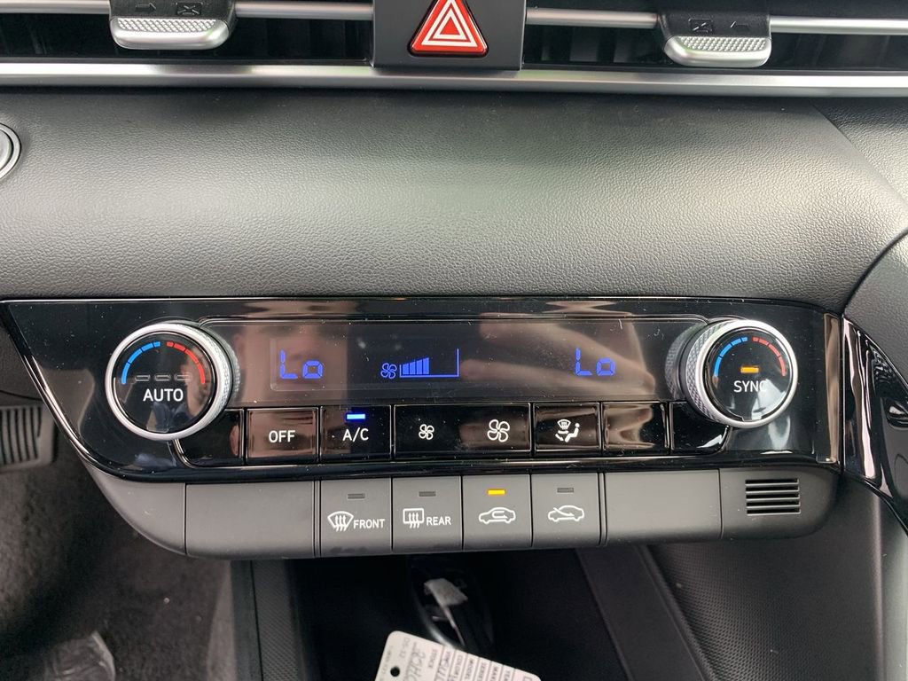 New 2025 Hyundai Elantra Blue w/ Cargo Package image 19