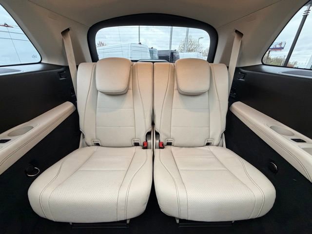 Used 2022 Mercedes-Benz GLS 450 4MATIC image 17