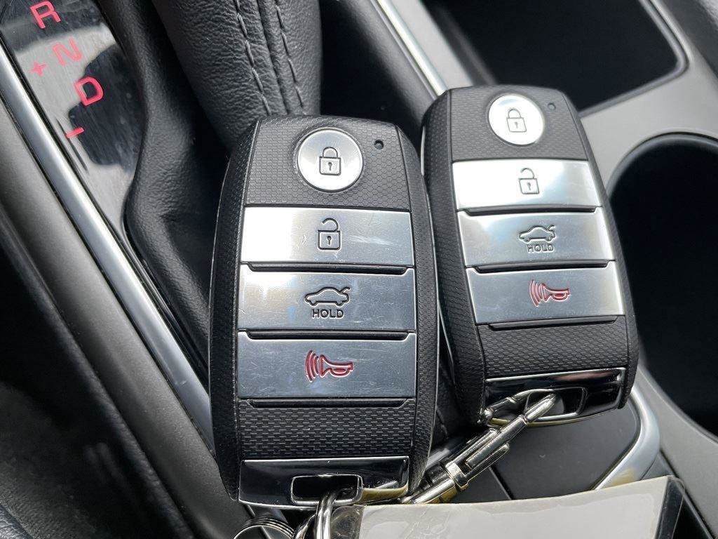 Used 2020 Kia Optima S image 33