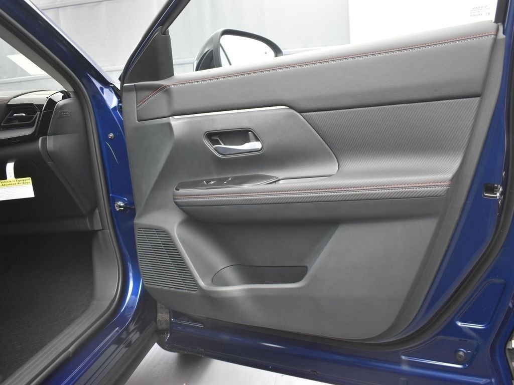 New 2026 Nissan Kicks SR w/ Cold Weather Package image 26