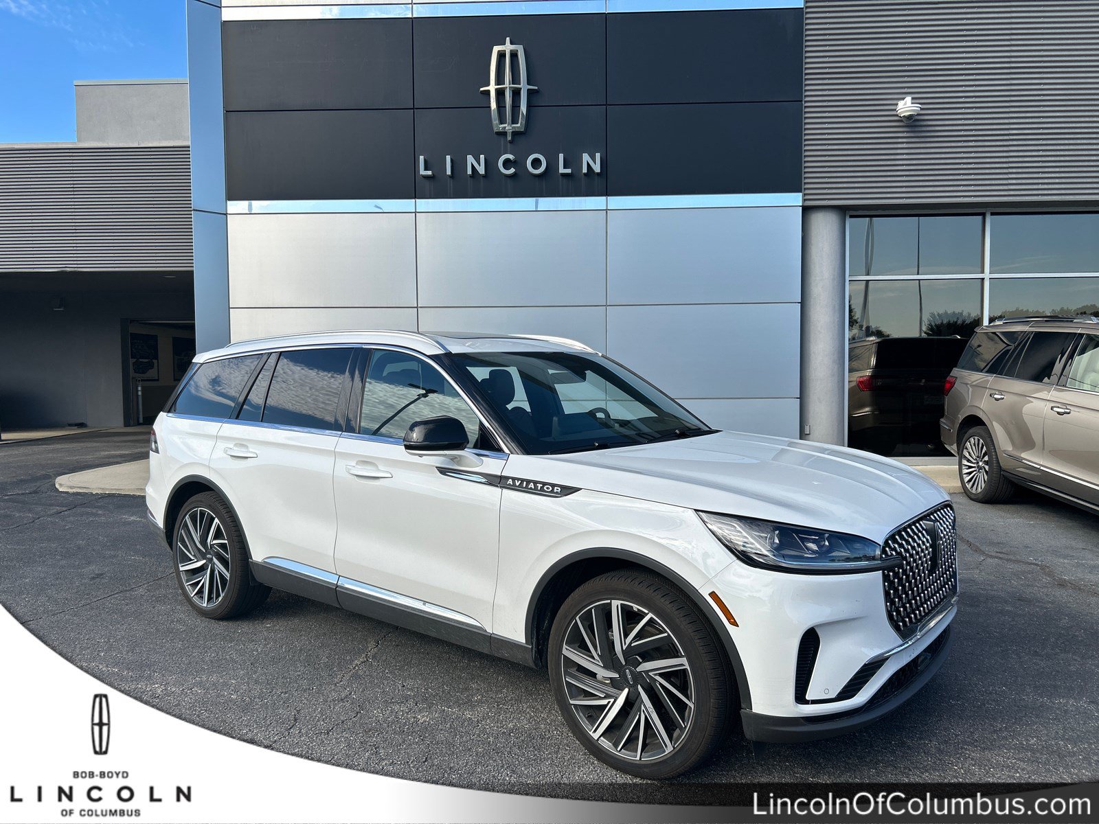 New 2026 Lincoln Aviator Reserve AWD/4WD image 1