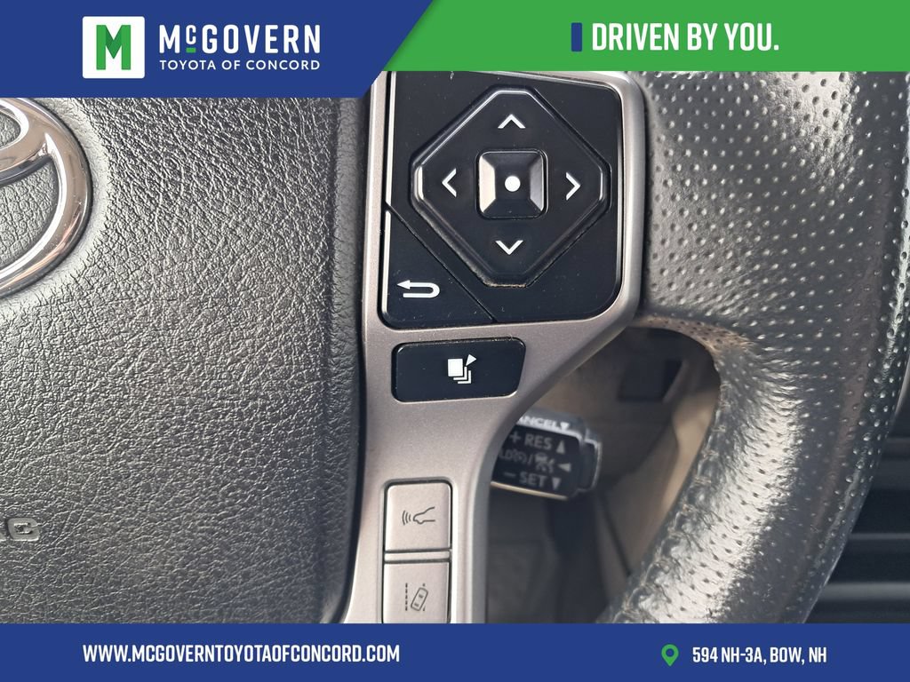 Used 2020 Toyota 4Runner SR5 Premium w/ Moonroof Package AWD/4WD image 21