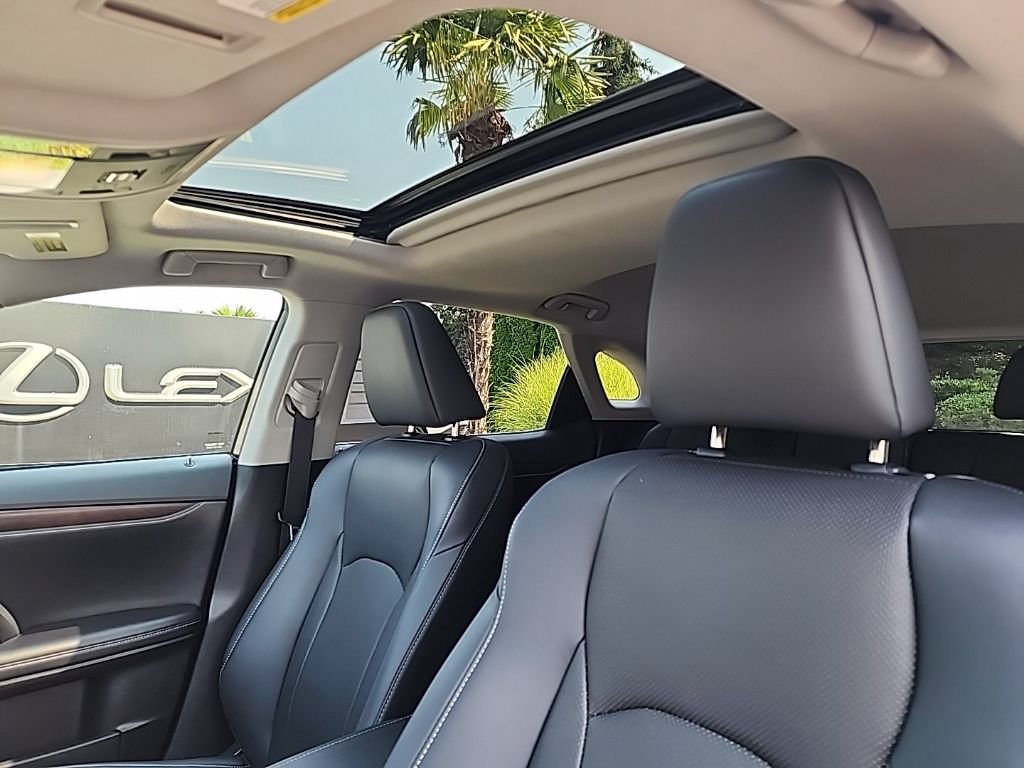 Certified 2020 Lexus RX 450h AWD w/ Premium Package image 14