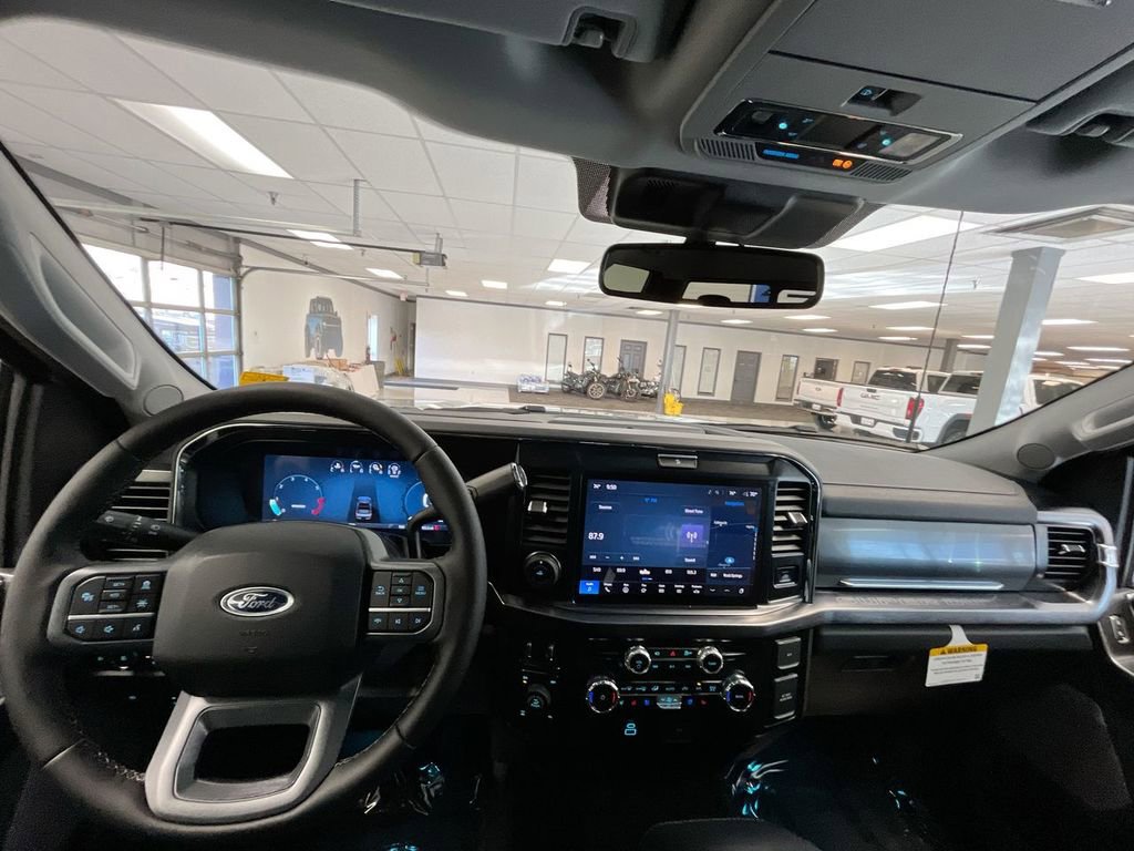 New 2026 Ford F250 Lariat image 15