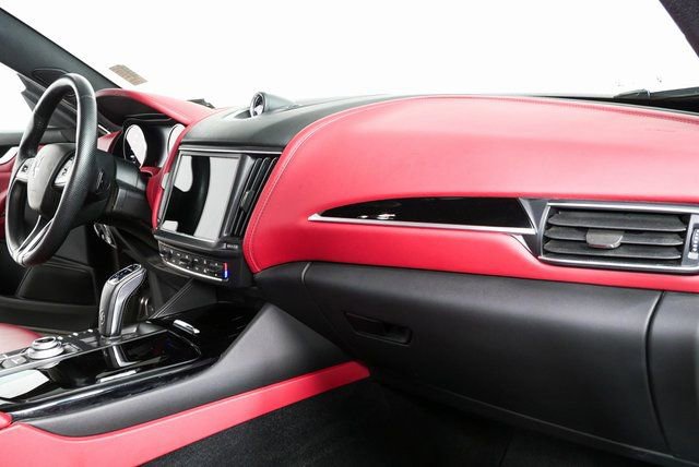 Certified 2022 Maserati Levante GT image 24