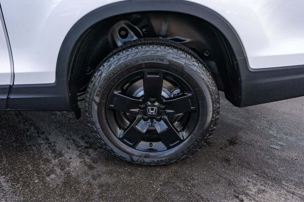 New 2026 Honda Ridgeline Black Edition image 10