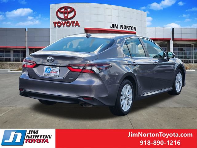 Used 2024 Toyota Camry LE FWD image 5