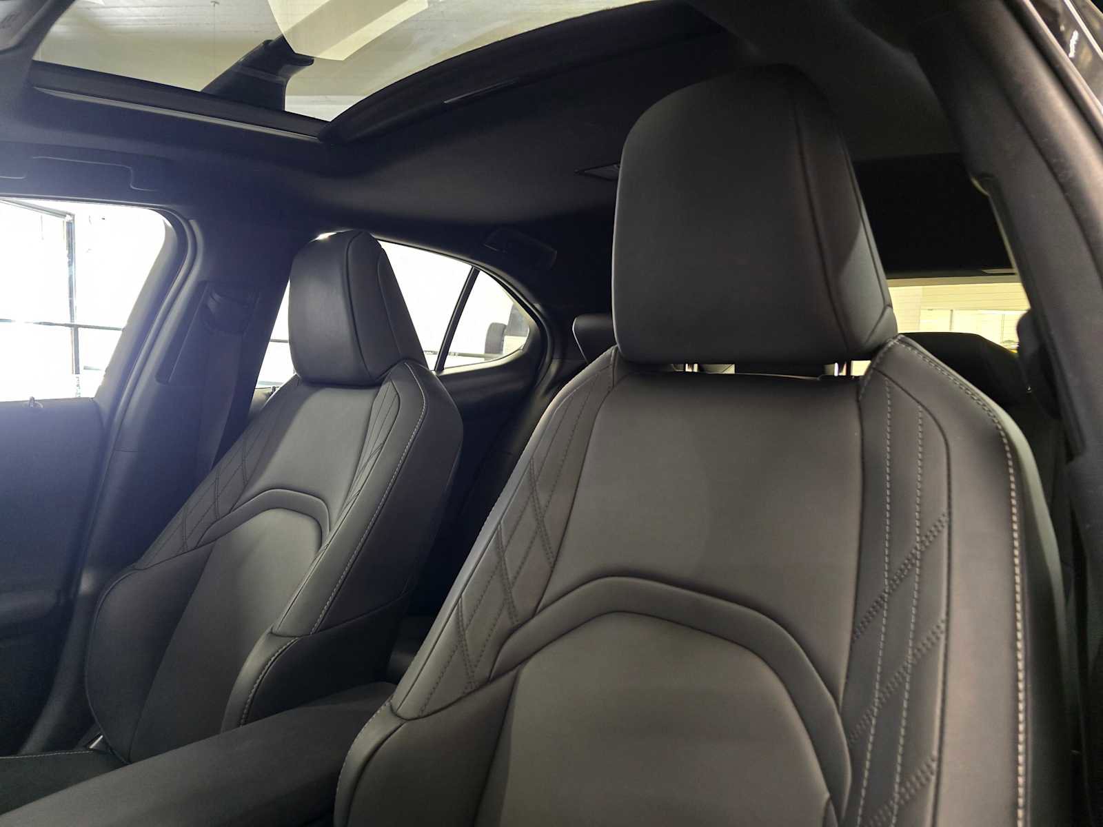 Used 2023 Lexus UX 250h FWD w/ Accessory Package (Z2) image 24