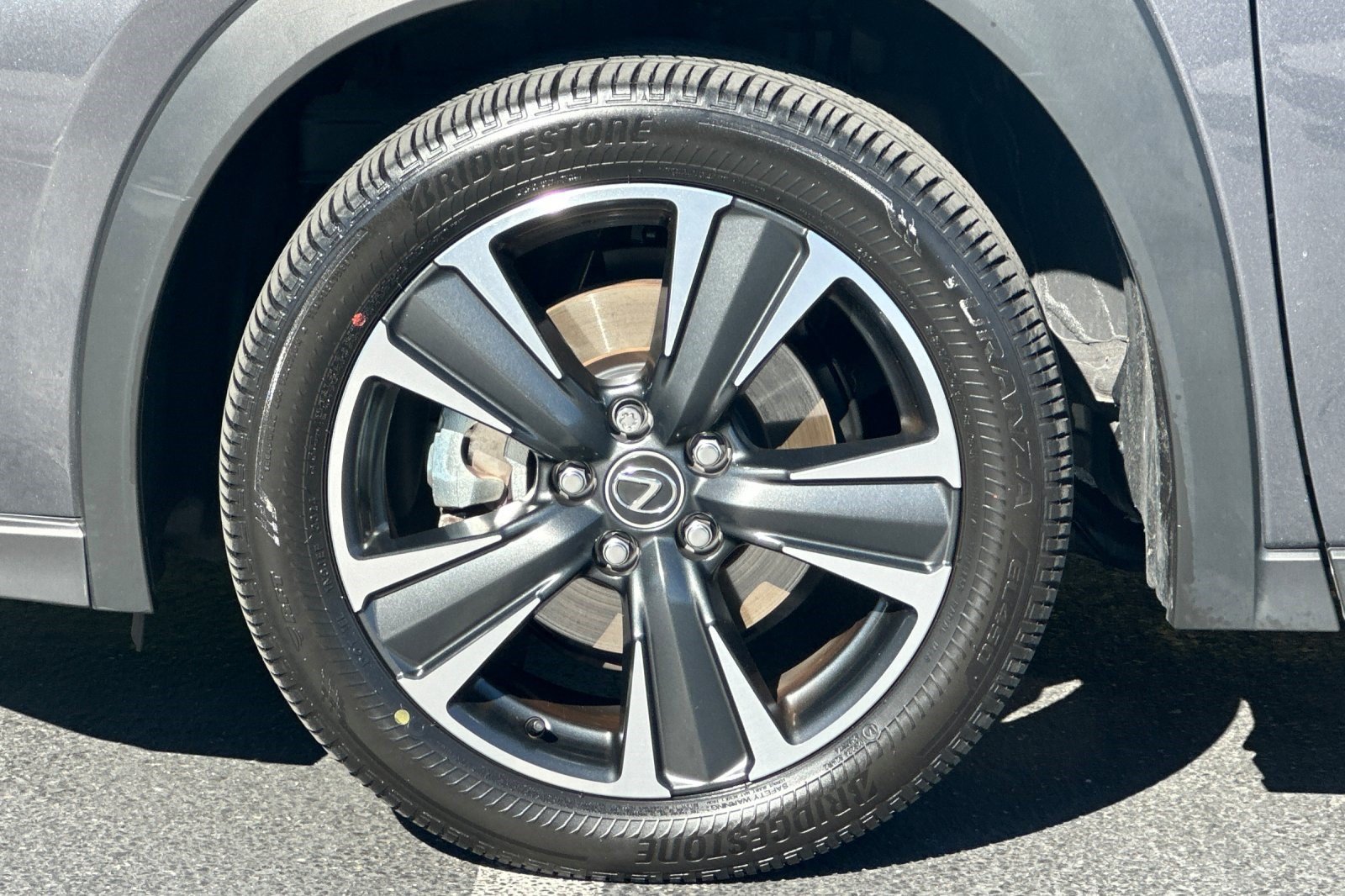 Certified 2025 Lexus UX 300h FWD w/ Accessory Package (Z2) image 36